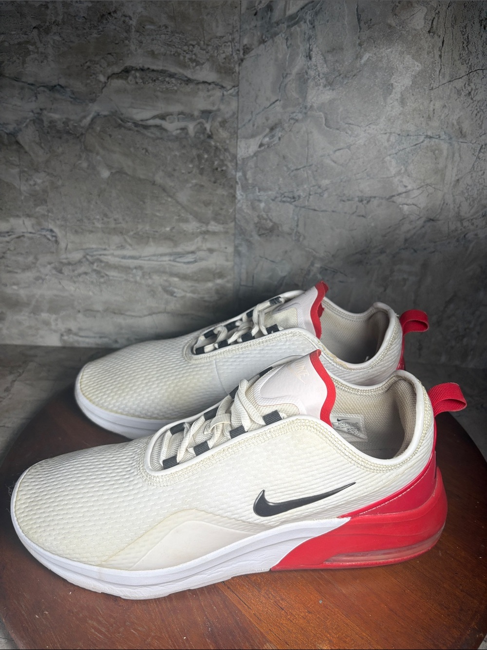 Nike Air Max Motion 2 `White University Red’ Mens Shoes - Size: 11.5